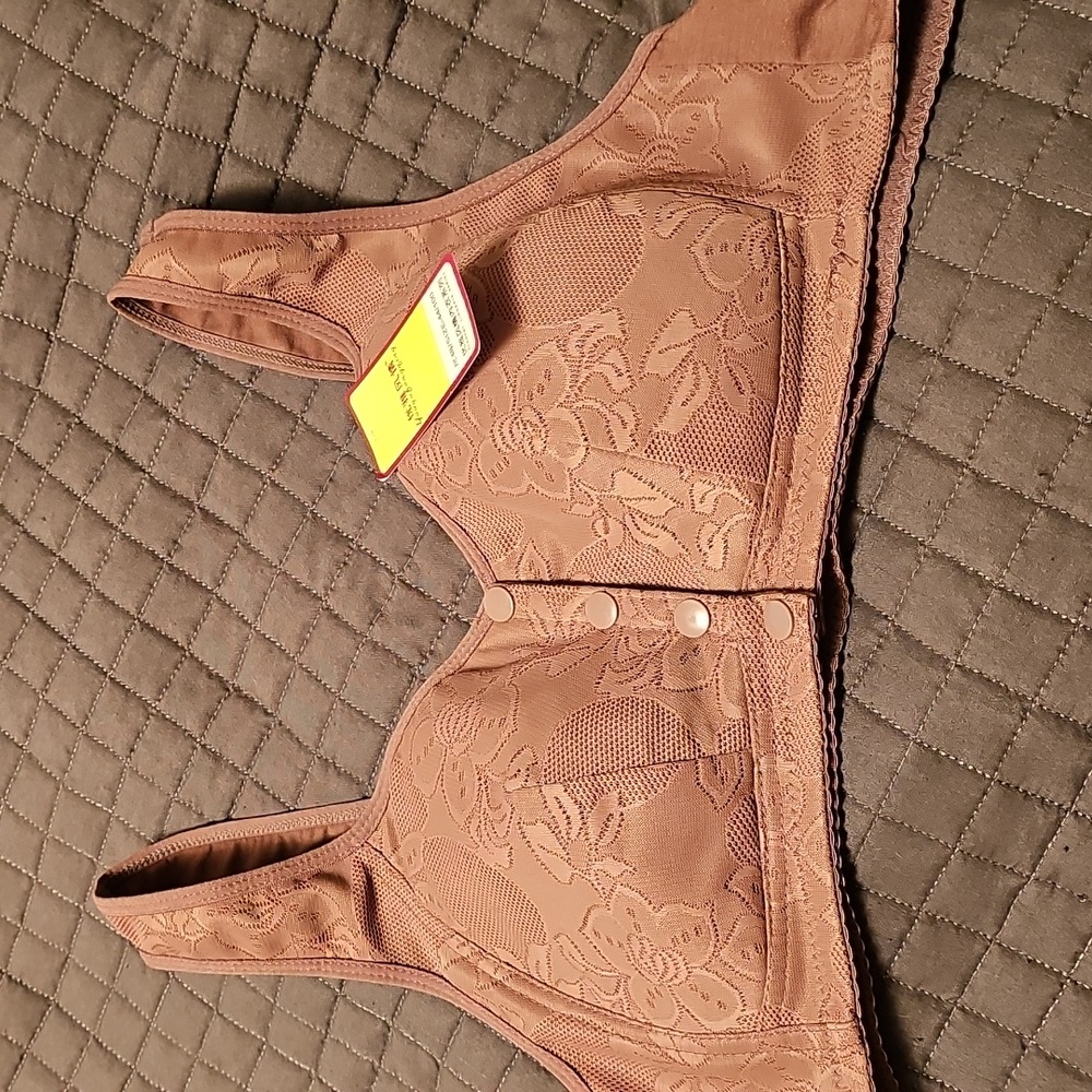 Plum Snap Front Enclosure Bra Size 44/100 Brand New With Tags